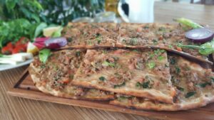 Etli ekmek
